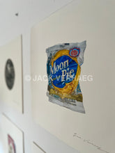 Load image into Gallery viewer, Moon Pie